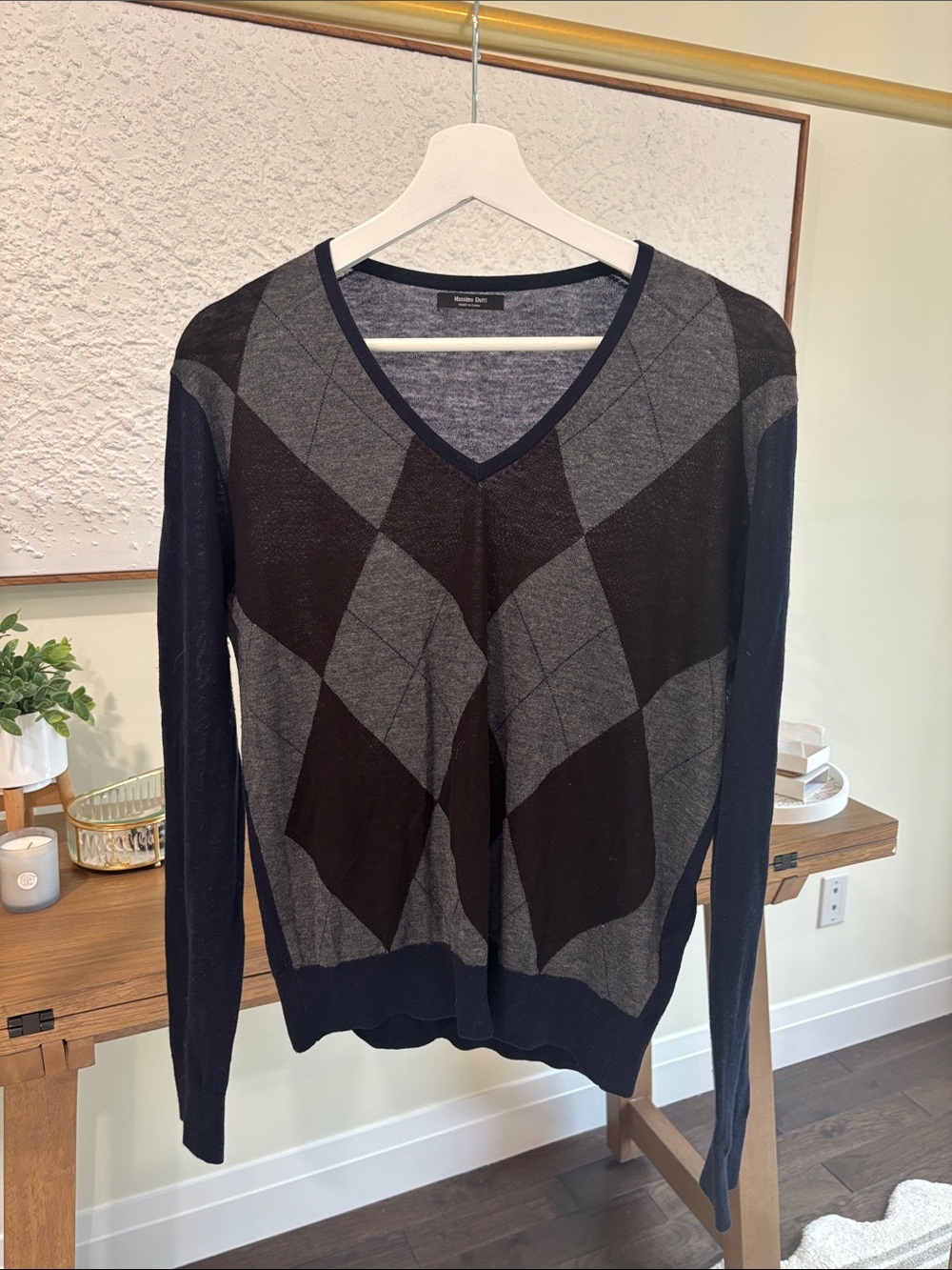 Massimo Dutti Women's V-Neck Argyle Sweater in Navy and Gray